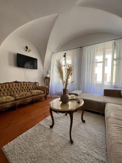 City Center Apartment Banska Bystrica Luaran gambar