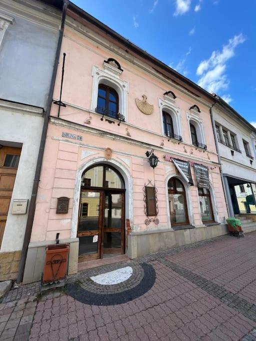 City Center Apartment Banska Bystrica Luaran gambar